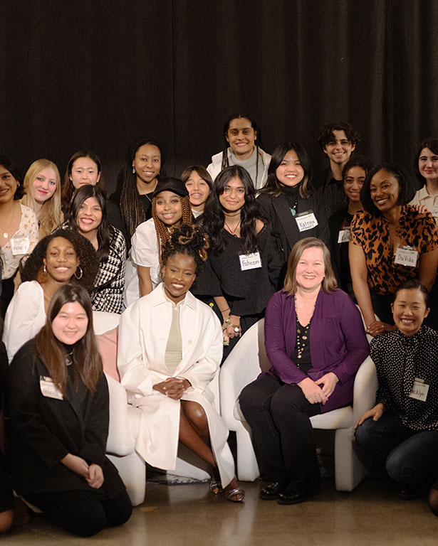 Amanda Gorman Group Image